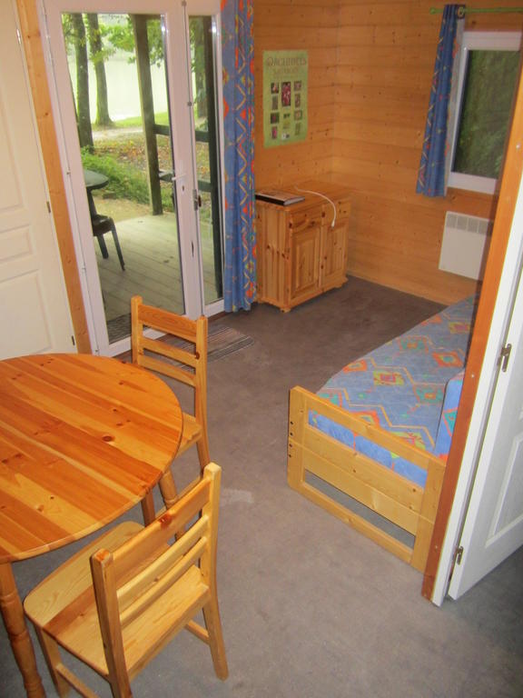 Chalet De La Heronniere Chef-Boutonne Szoba fotó